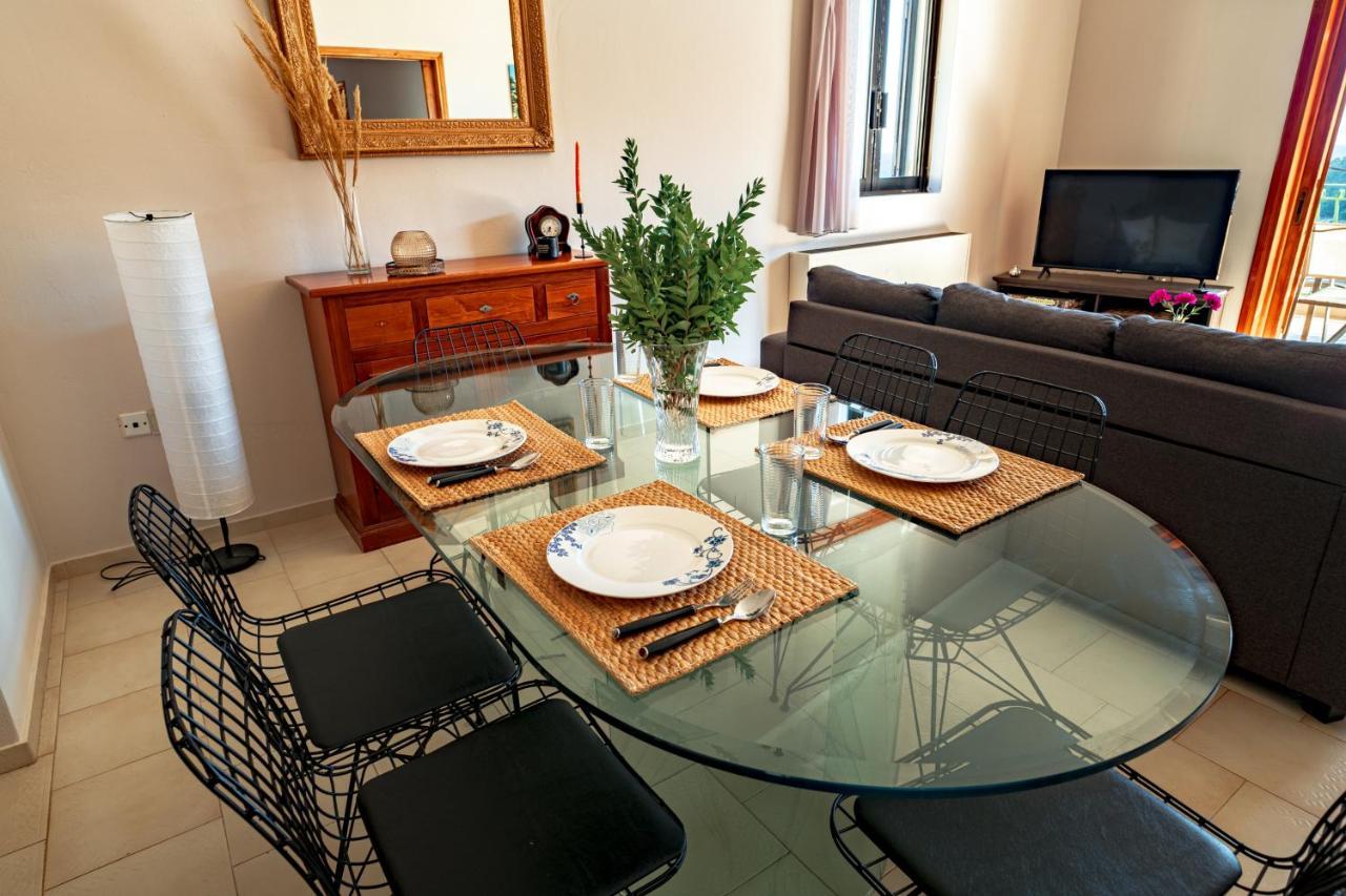 Golden Flower'S Apartment Poros  Eksteriør bilde