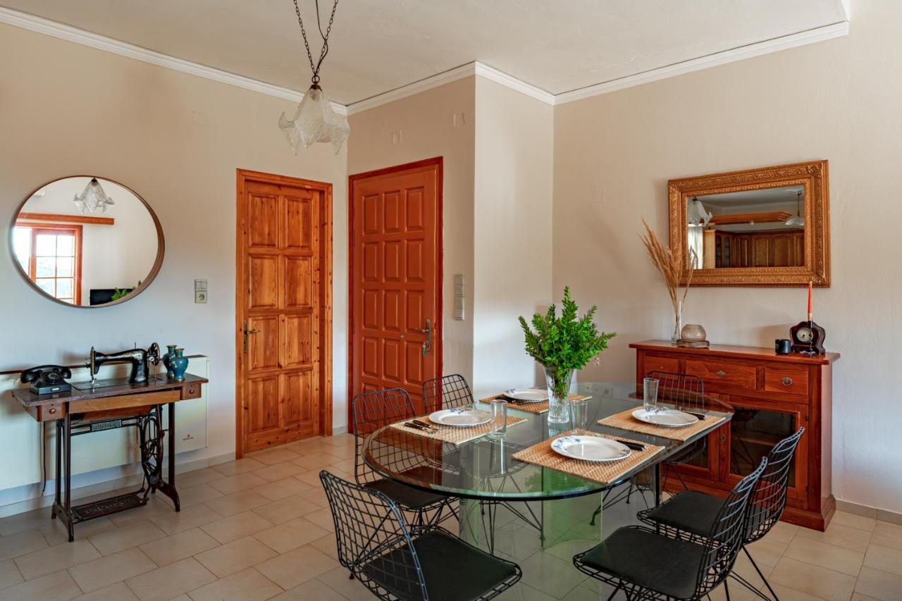 Golden Flower'S Apartment Poros  Eksteriør bilde